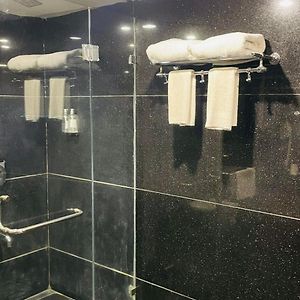 Executive Suite on Food & Beverages